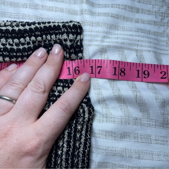 Rachel by Rachel Roy Women’s Black & Beige Ribbed Knit Midi pencil Skirt Size M - Picture 7 of 8